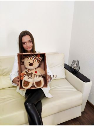 Мишка "Миша в шапке" 40 см